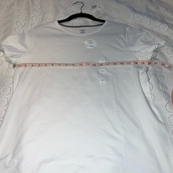 *Women’s Croft & Barrow Tee NWT Large - Picture 3 of 4